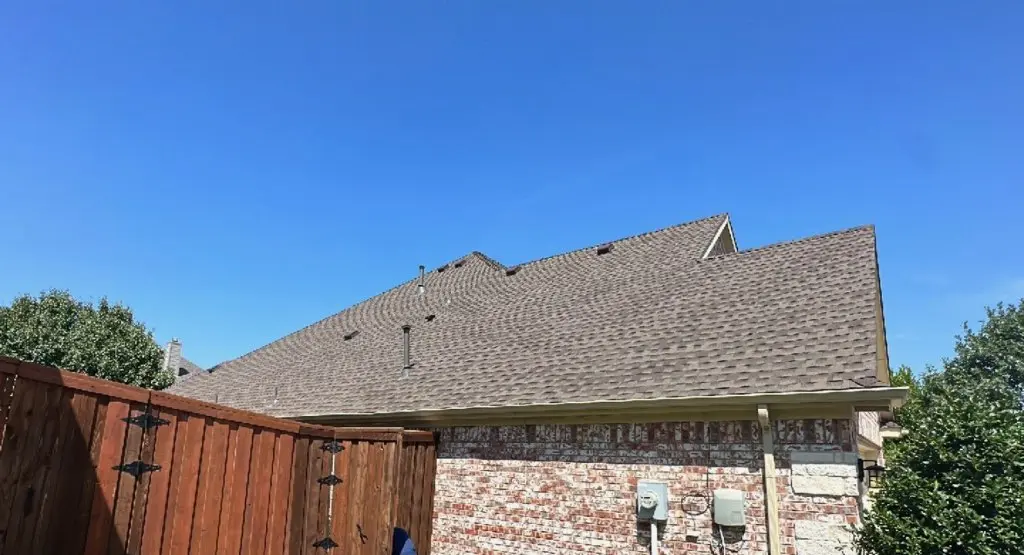 Completed roof replacement project in Fort Hunt